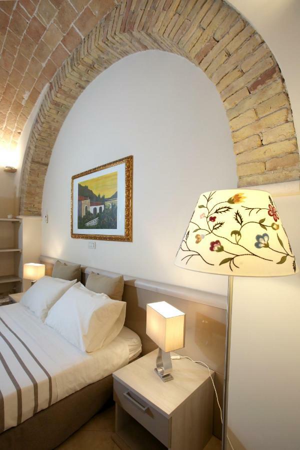 Victoria Royal Apartments & Rooms Termoli Exterior foto